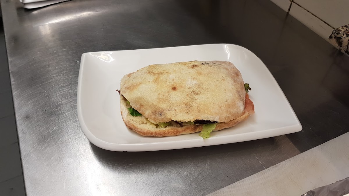 Pizzeria Calabria-4
